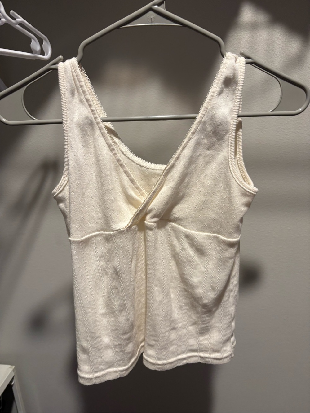 Cream Ribbed V neck Tank - Picture 1 of 3
